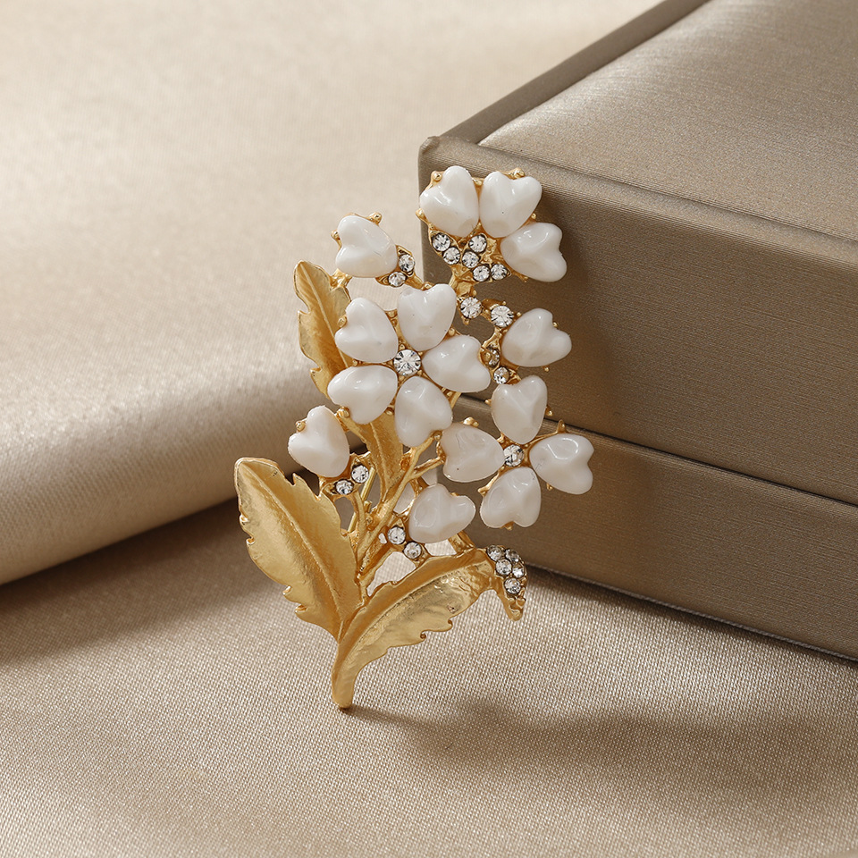 Vintage Love Pearl Flower Broo - đánh giá và giá Women Accessories Bouquet